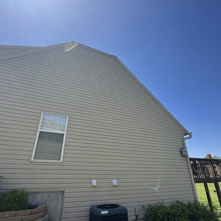Exterior Cleaning in Smithville, MO
